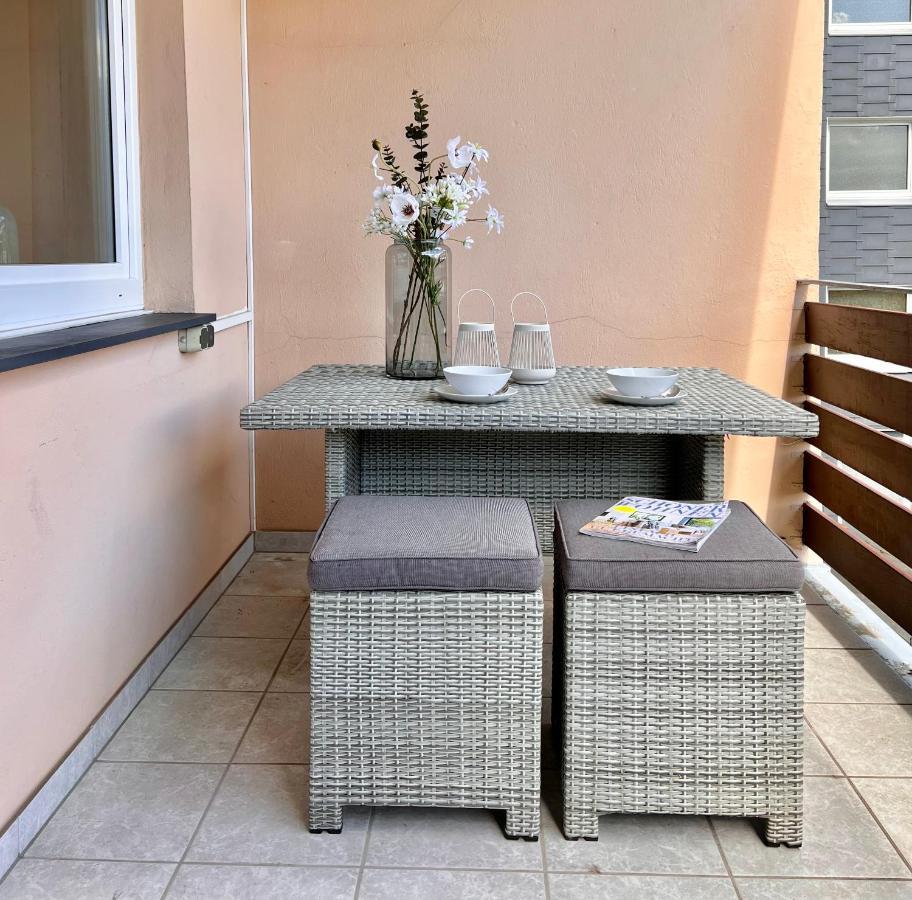 Sabe Apartment: Balcony + Free Parking + Netflix 부퍼탈 외부 사진